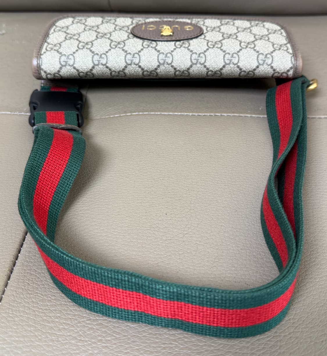 구찌 GG 수프림 네오 빈티지 벨트백 힙색 상품이미지9
