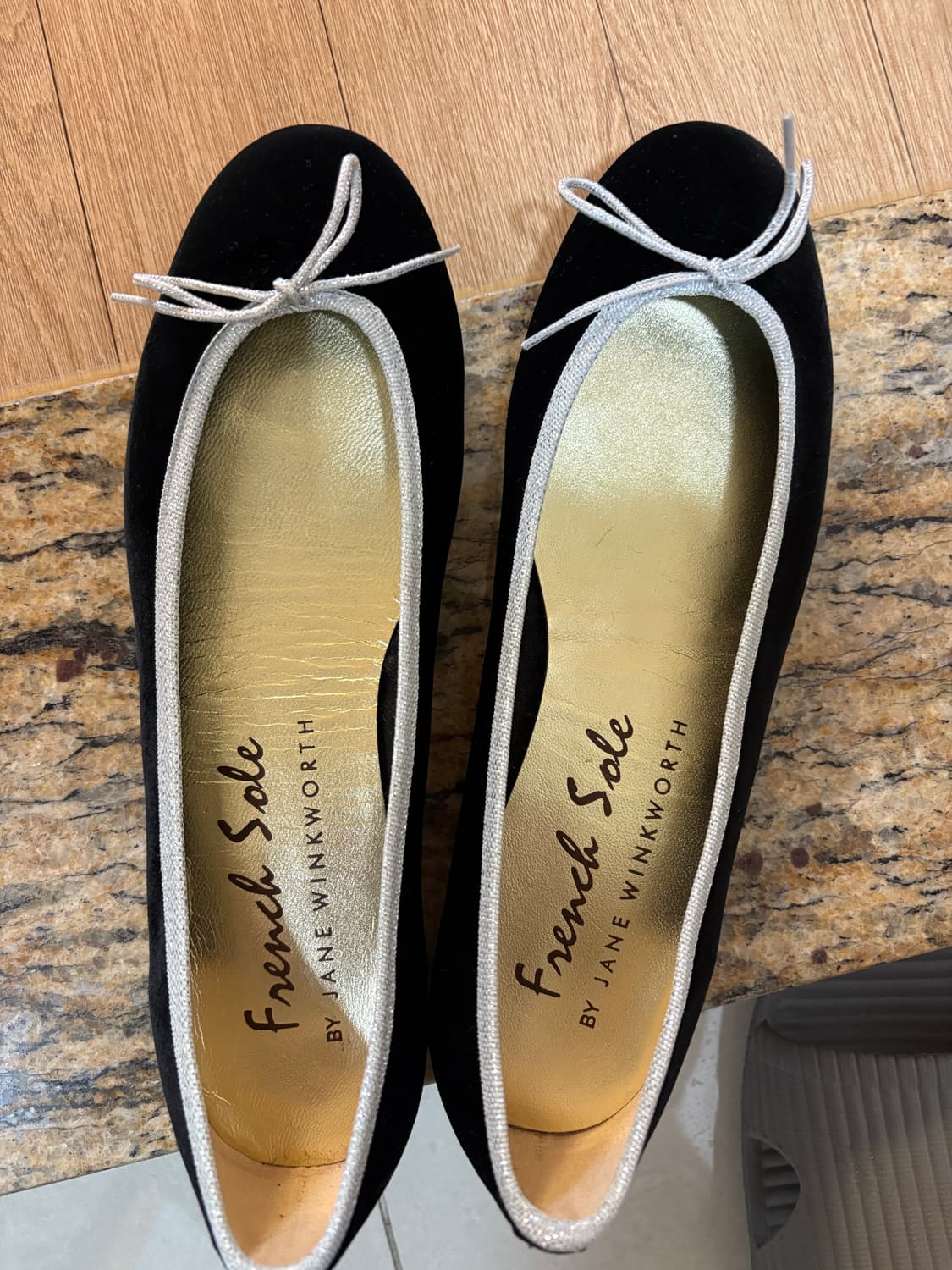 프렌치솔 헨리에따 플랫 250사이즈  상품이미지1