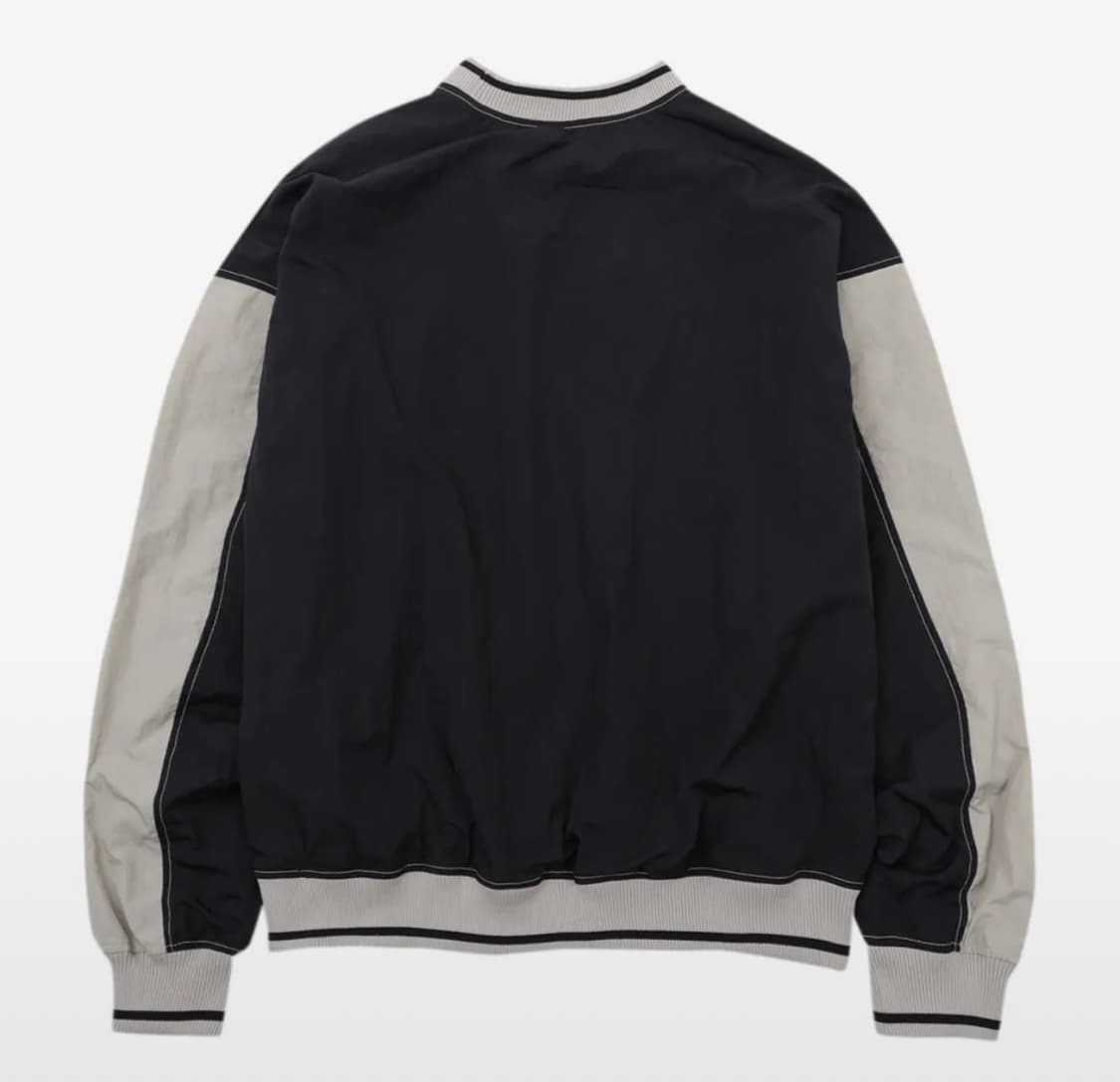 아조바이아조 Total Logo Nylon Sweatshirt 상품이미지3