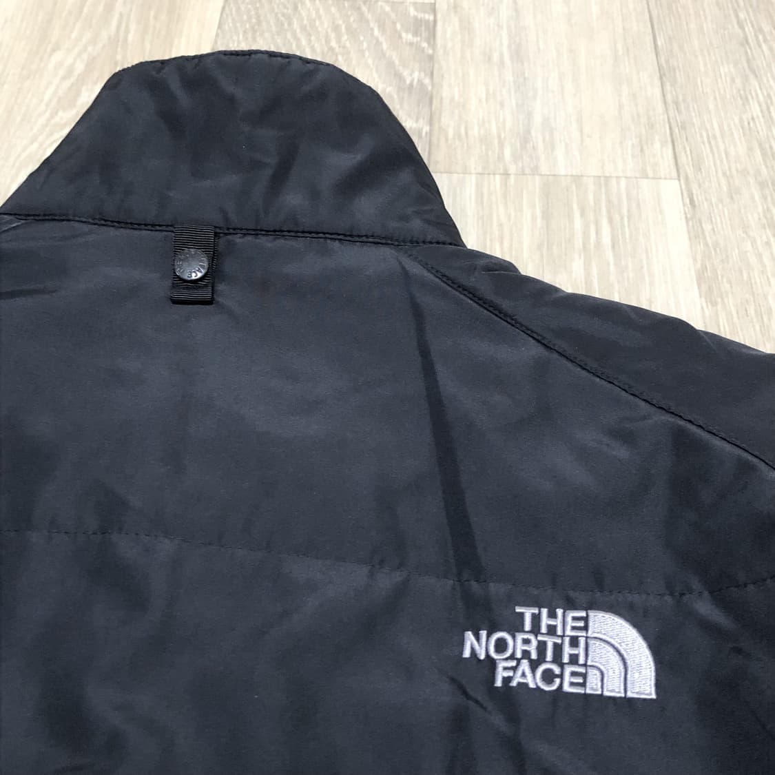 (M) 노스페이스 NORTH FACE 하이넥 블랙 점퍼 상품이미지10