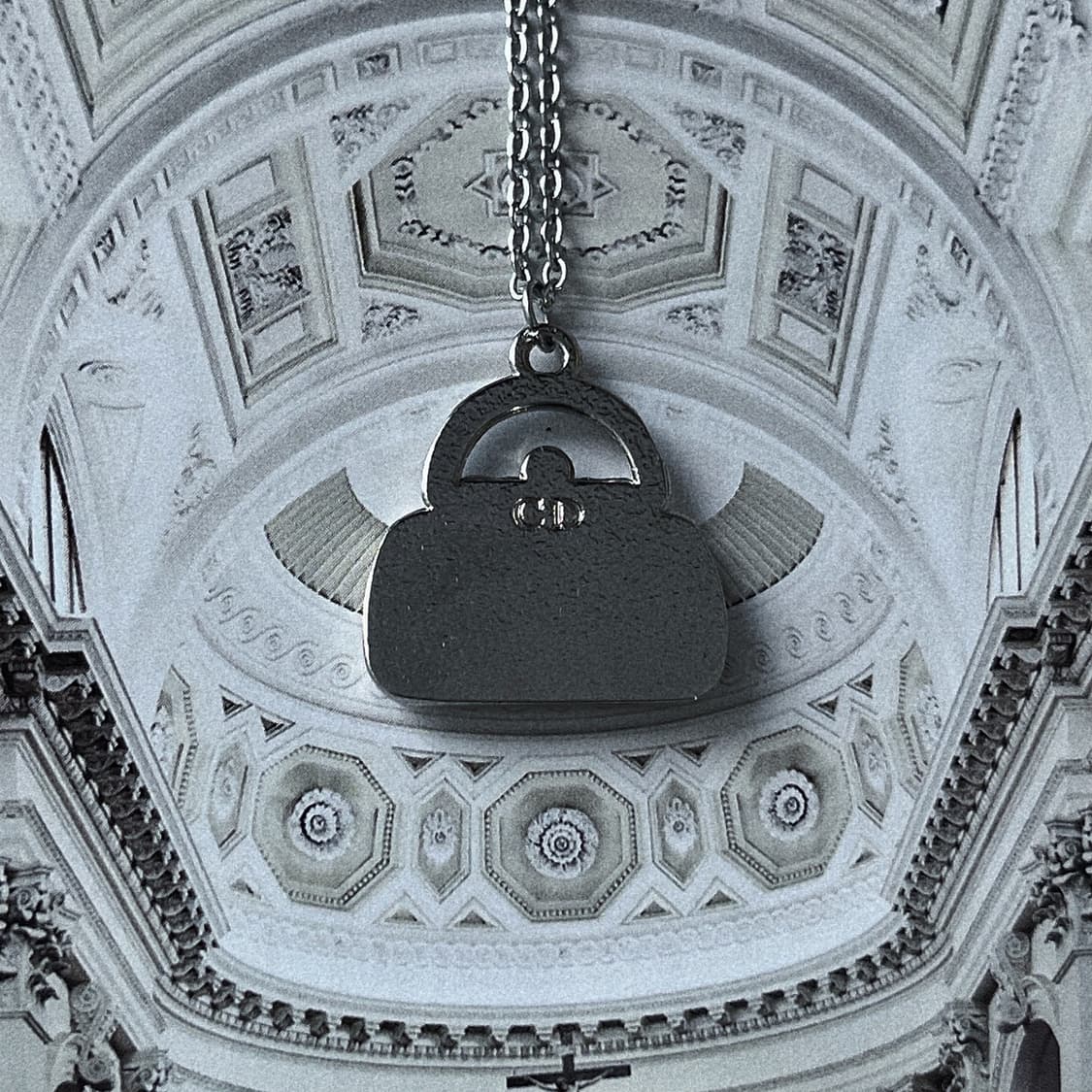 디올 실버 클래식 미니백 목걸이 상품이미지4