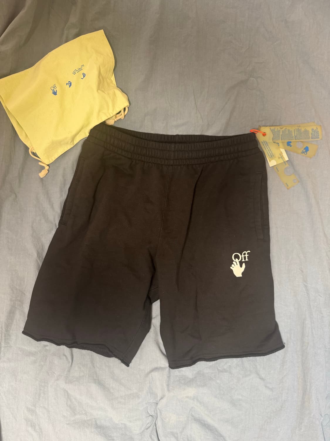 오프화이트 마커 반바지 상품이미지1
