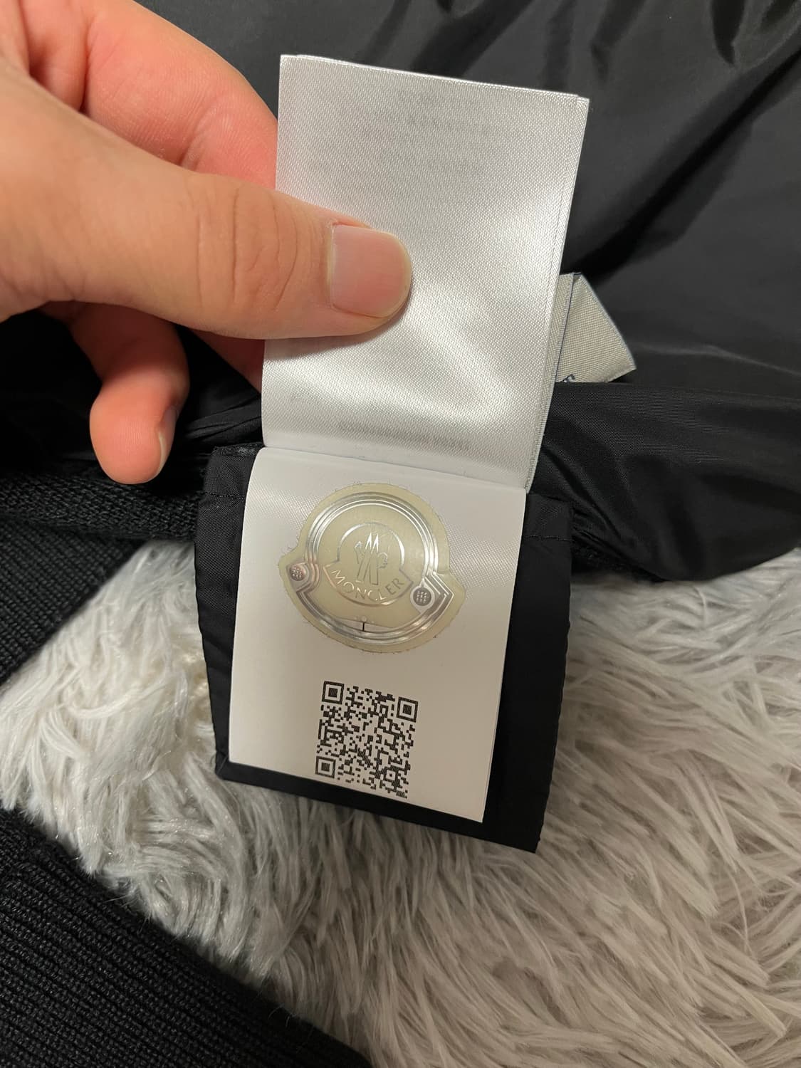 몽클레어 김현우 니트패딩 상품이미지6