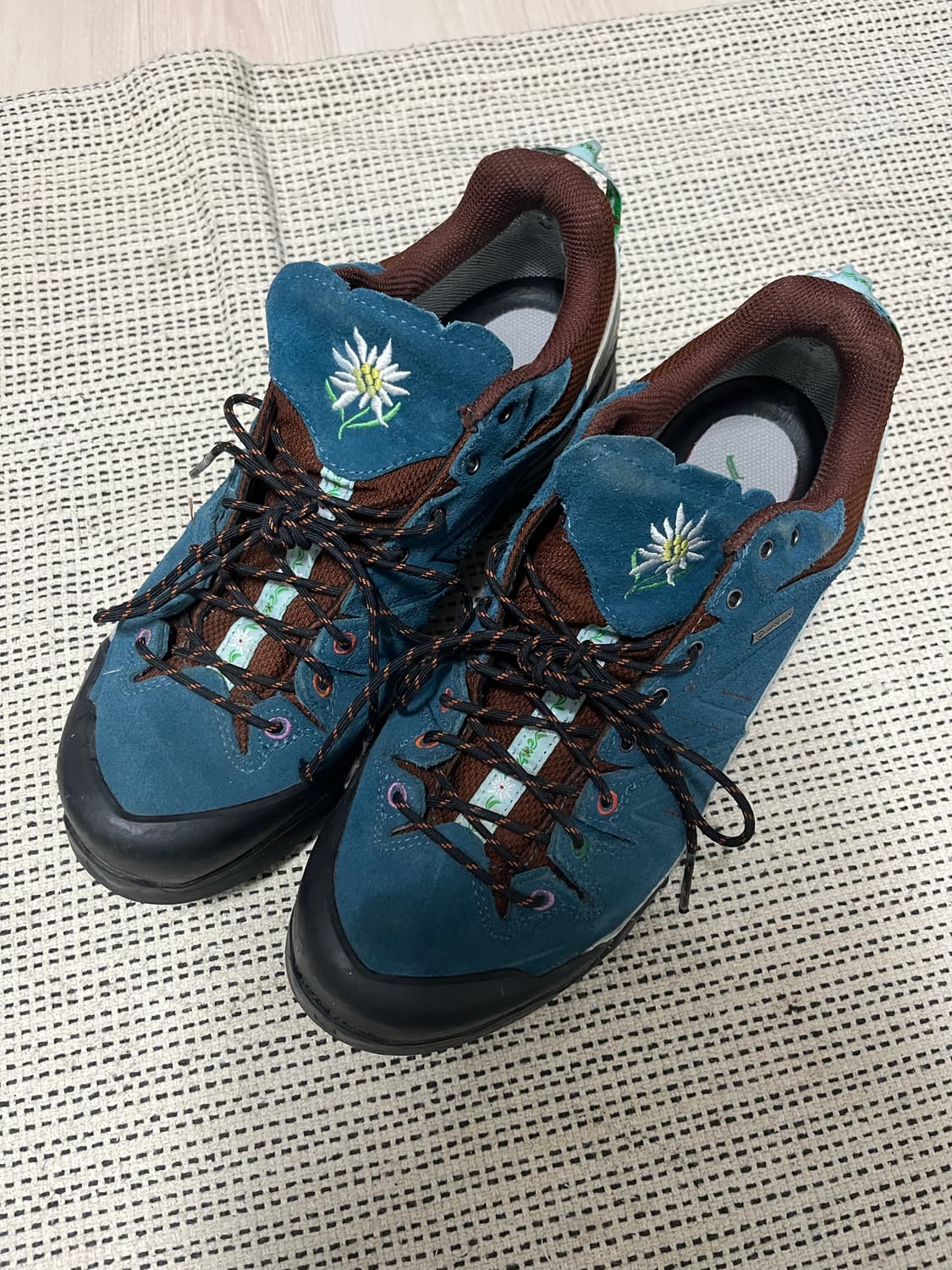 살로몬 x 브로큰 암 275 상품이미지1