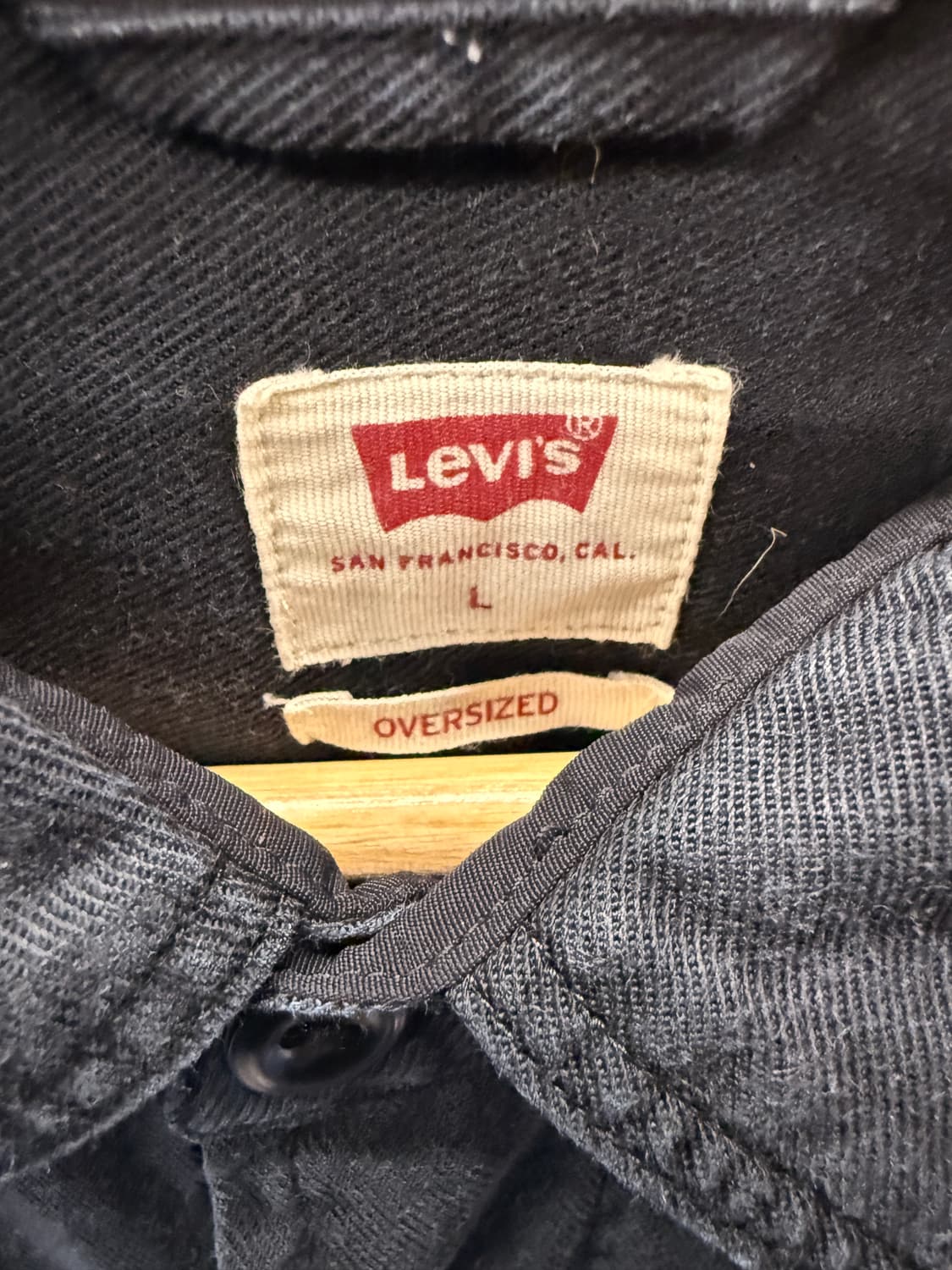 Levis 리바이스 오버핏 포켓 버튼셔츠 상품이미지5