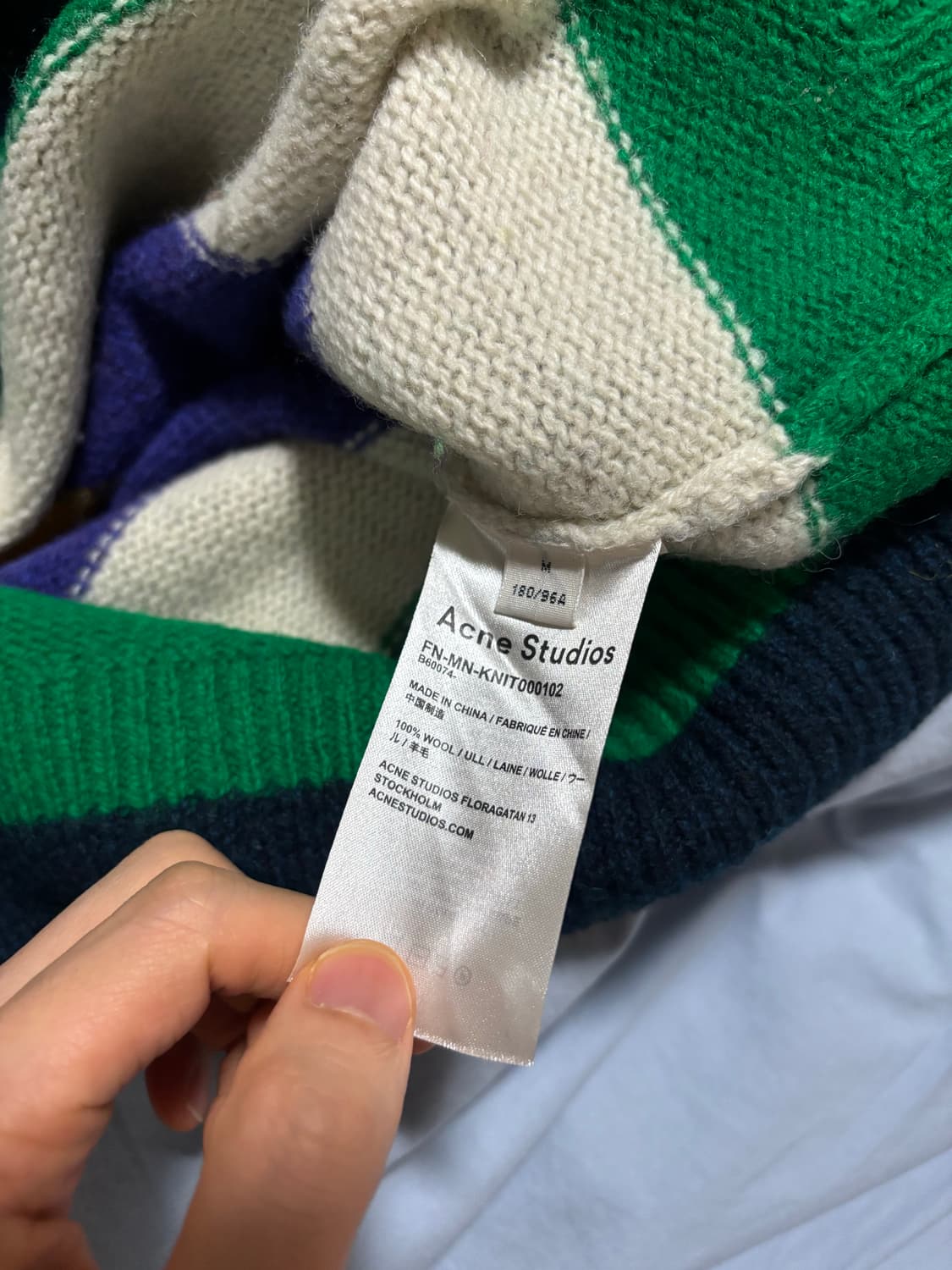 아크네 니트 m사이즈 상품이미지3