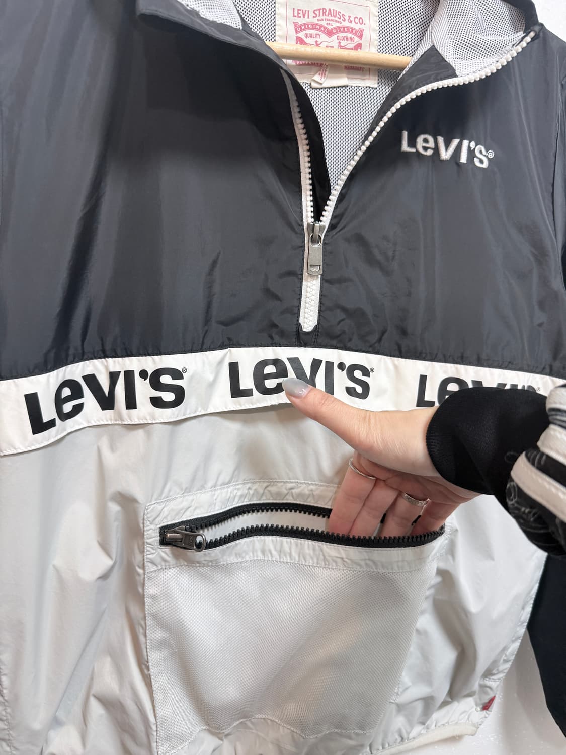 리바이스 로고 아노락 바람막이 스트릿 감성(12-13Y/XS여성) 상품이미지3