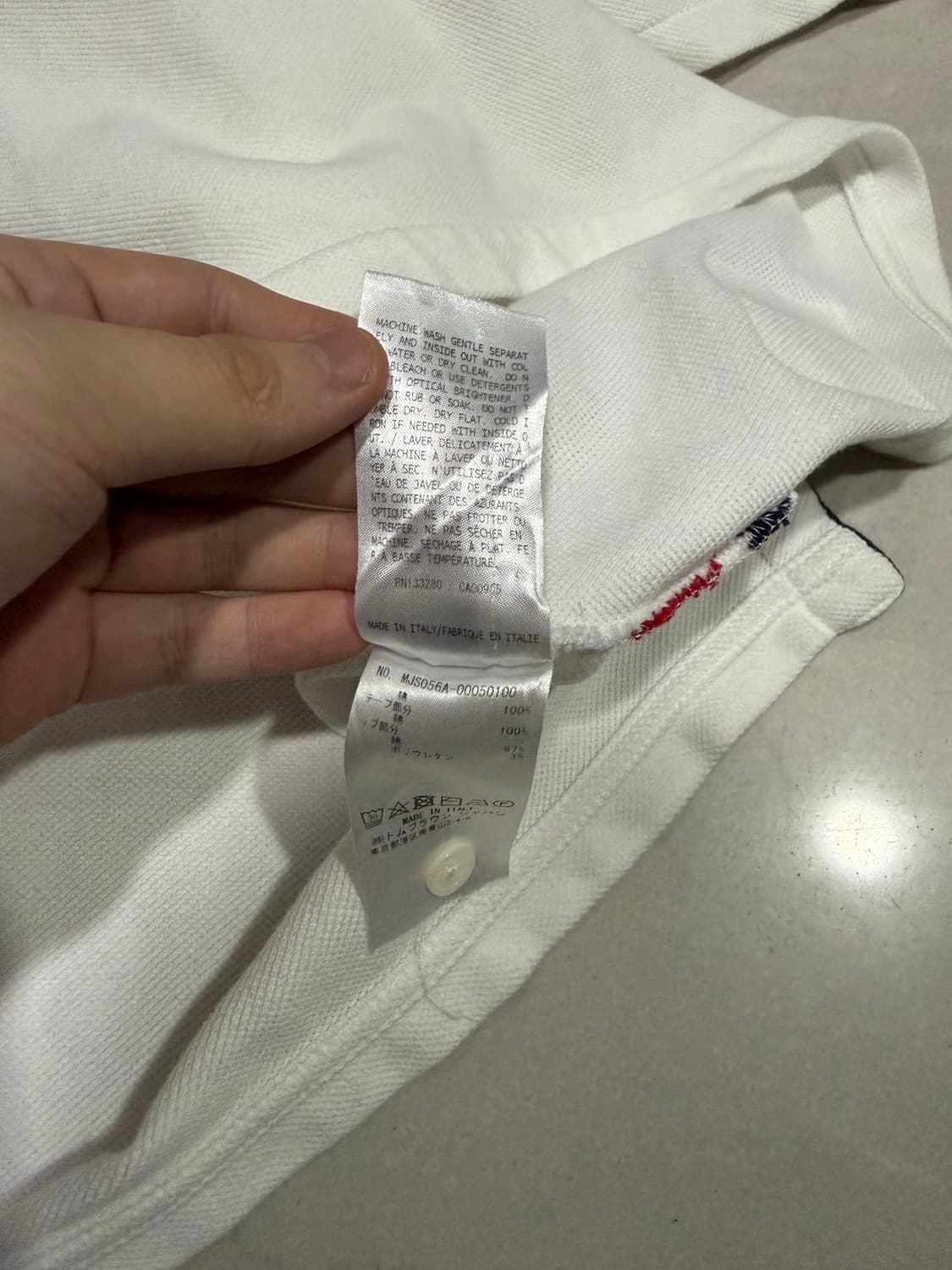 [당일출고,3사이즈] 톰브라운 백삼선 센터백 반팔 상품이미지6