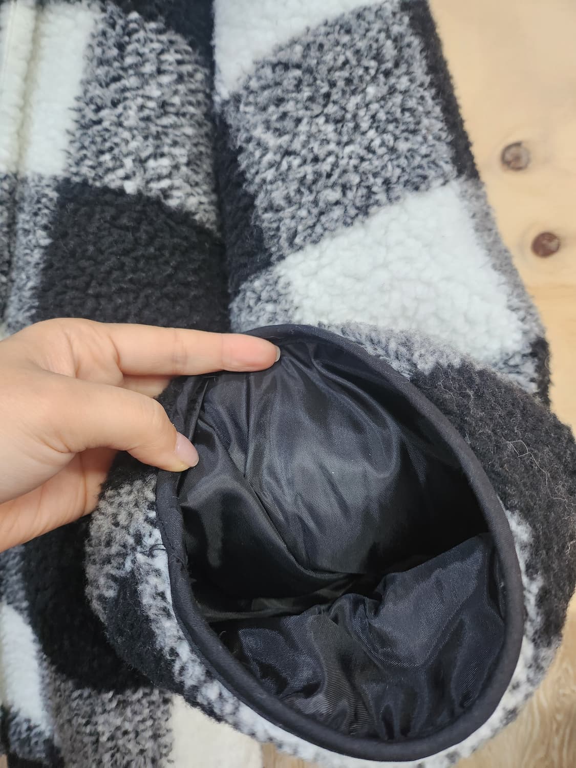 647) 오버핏 체크 뽀글이 후리스 맨투맨 상품이미지5