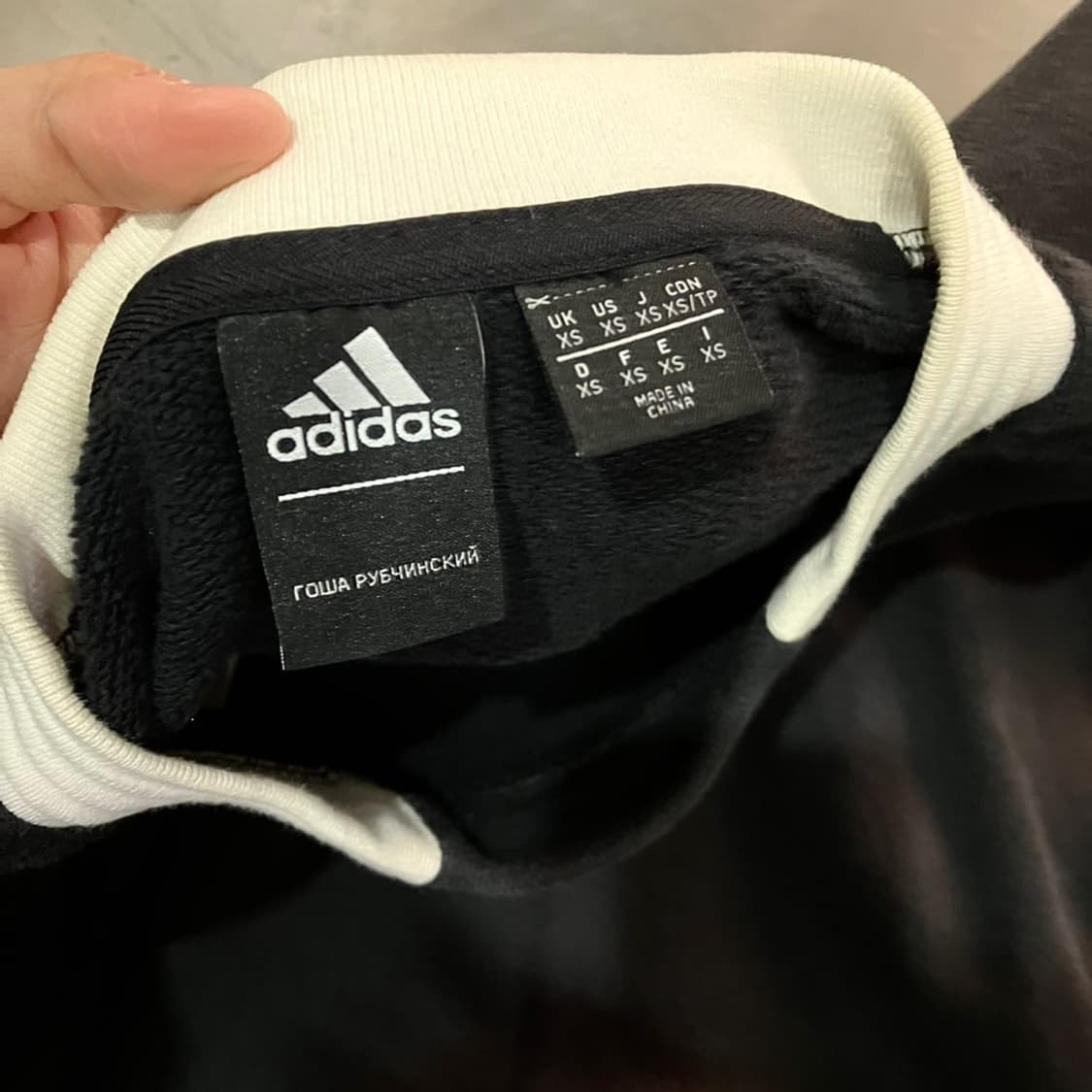 아디다스x고샤루브친스키 맨투맨 상품이미지5
