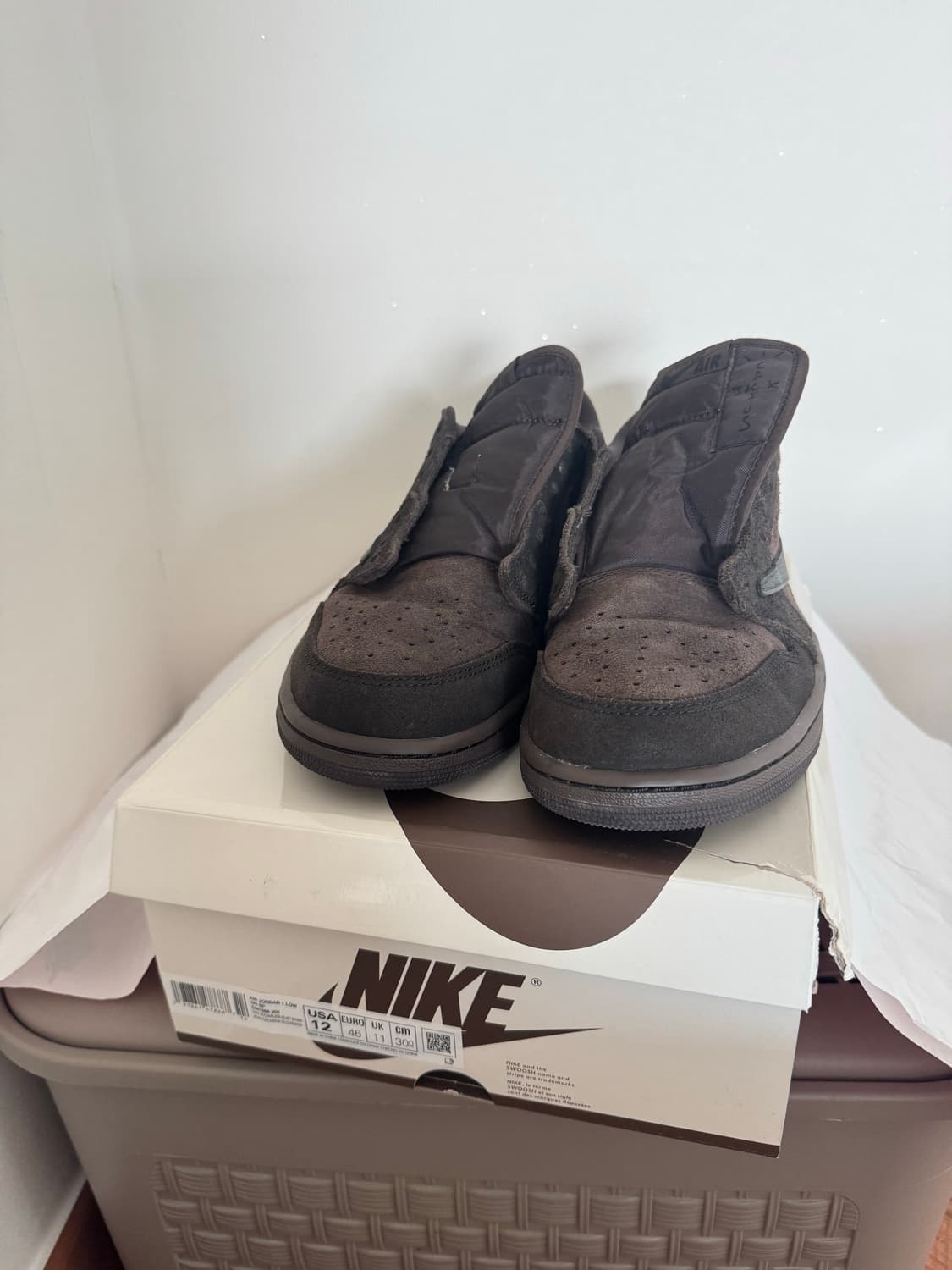 조던1 트래비스 스캇 벨벳 브라운 300 상품이미지3