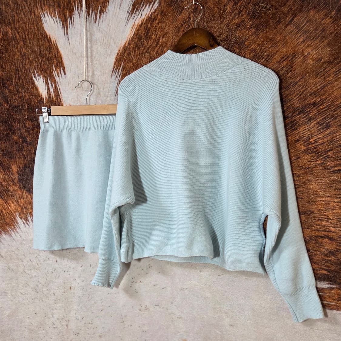 스카이블루 반폴라 니트 스커트 셋업 상품이미지5