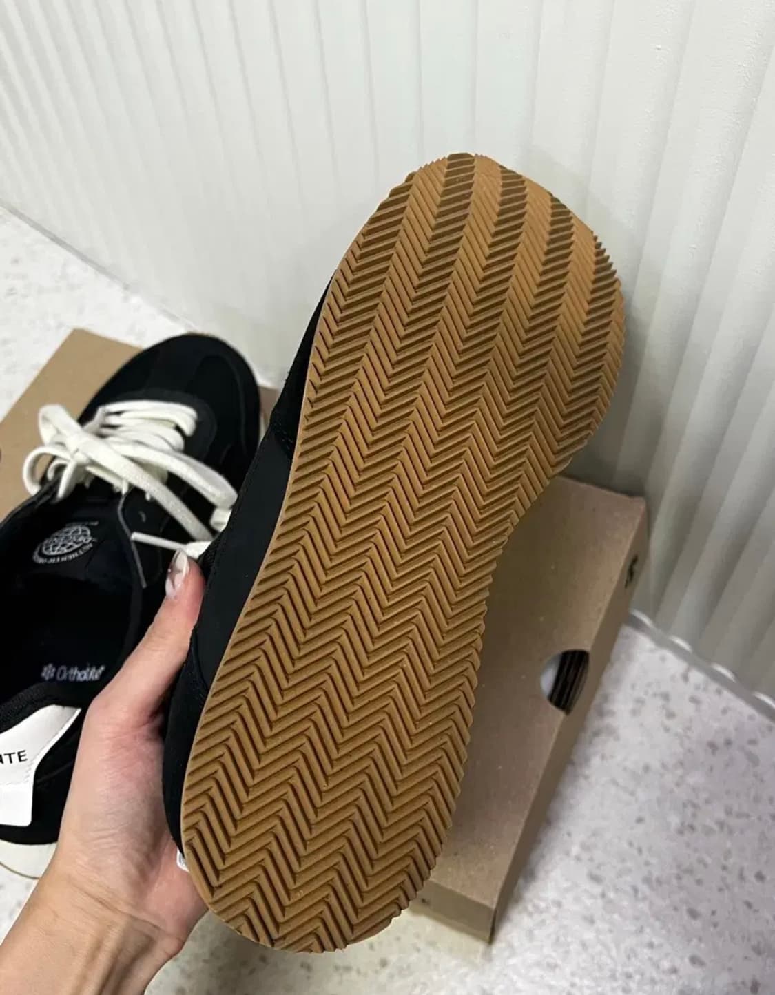 데상트 리트모 블랙 230 상품이미지4