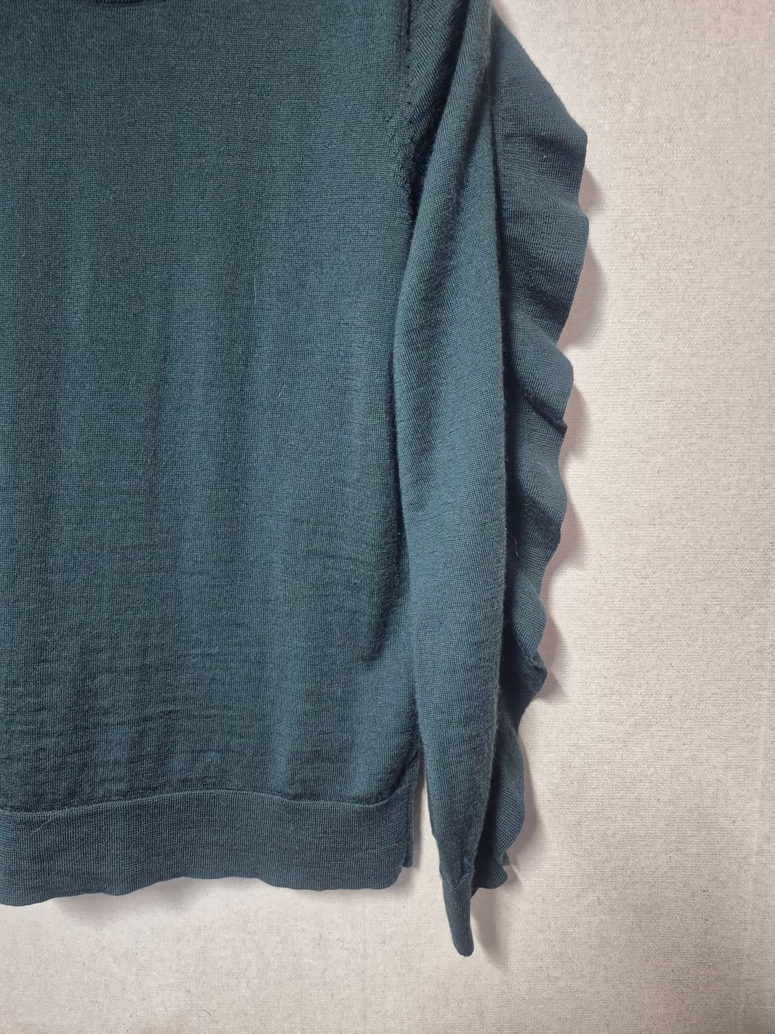 Cos 코스 프릴 니트 상품이미지3