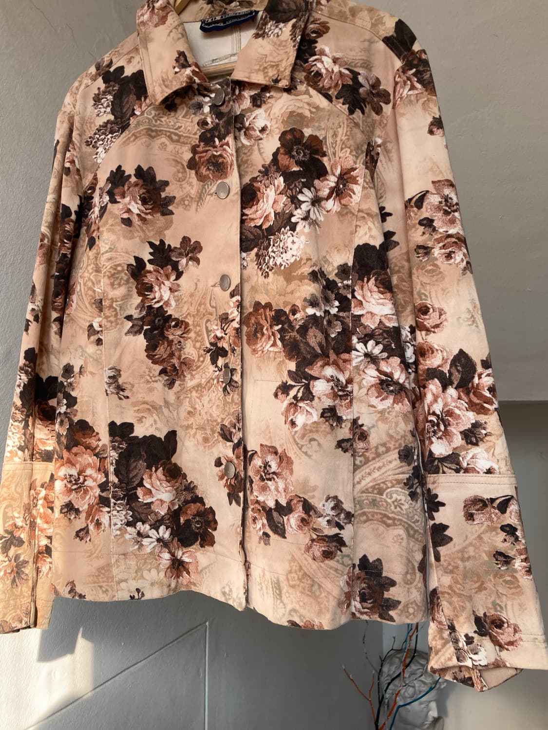 보들보들 벨벳 플라워 프린팅 자켓 상품이미지4