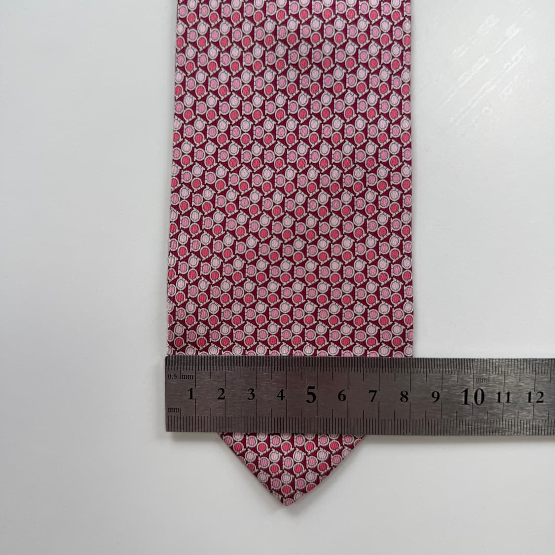 신형 페레가모(Ferragamo) 명품 정품 모노그램 넥타이 8.1cm 상품이미지8