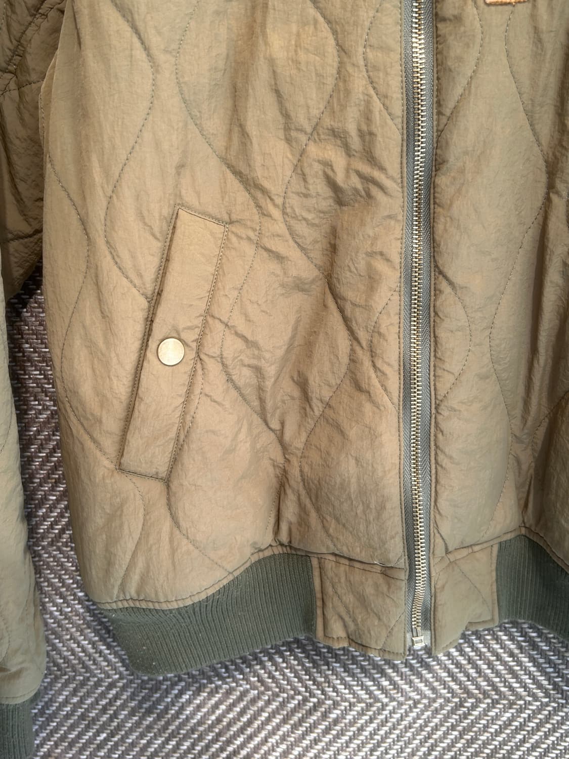 Duble name 퀄팅 해링턴자켓 상품이미지5