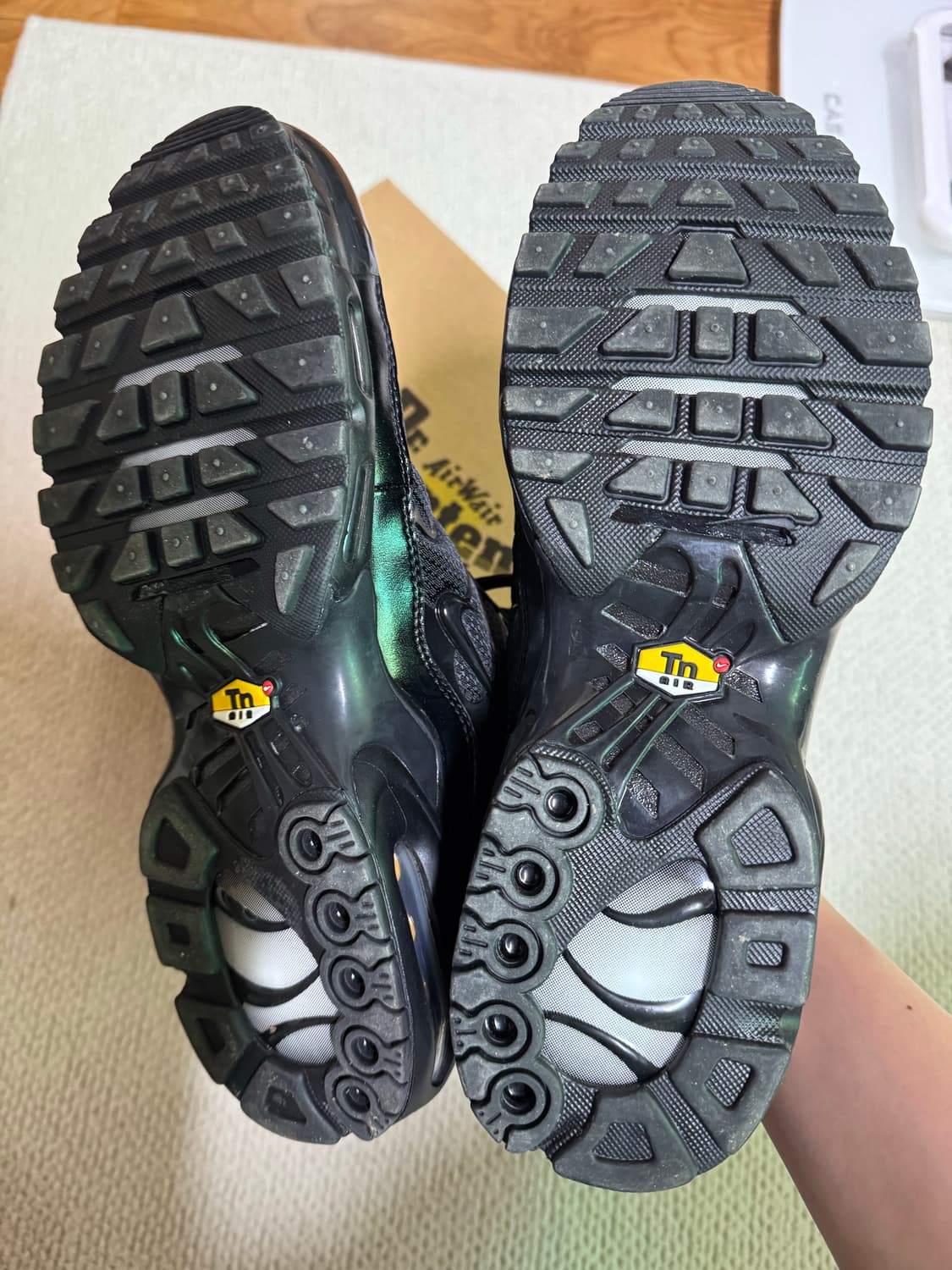 [280] 나이키 에어맥스 플러스 트리플 블랙 상품이미지4