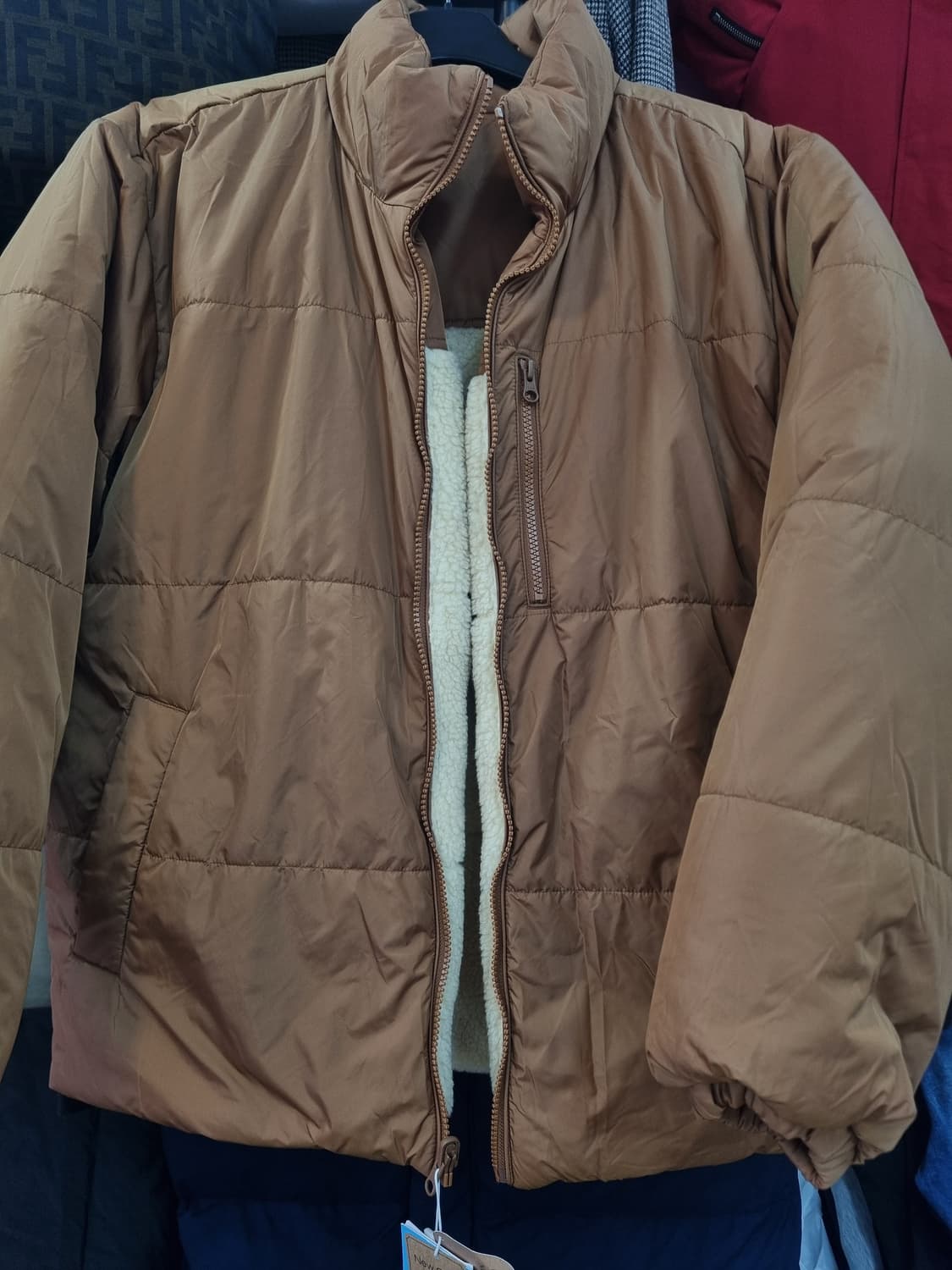 카카오메이커스 브라운 숏패딩 L 상품이미지3