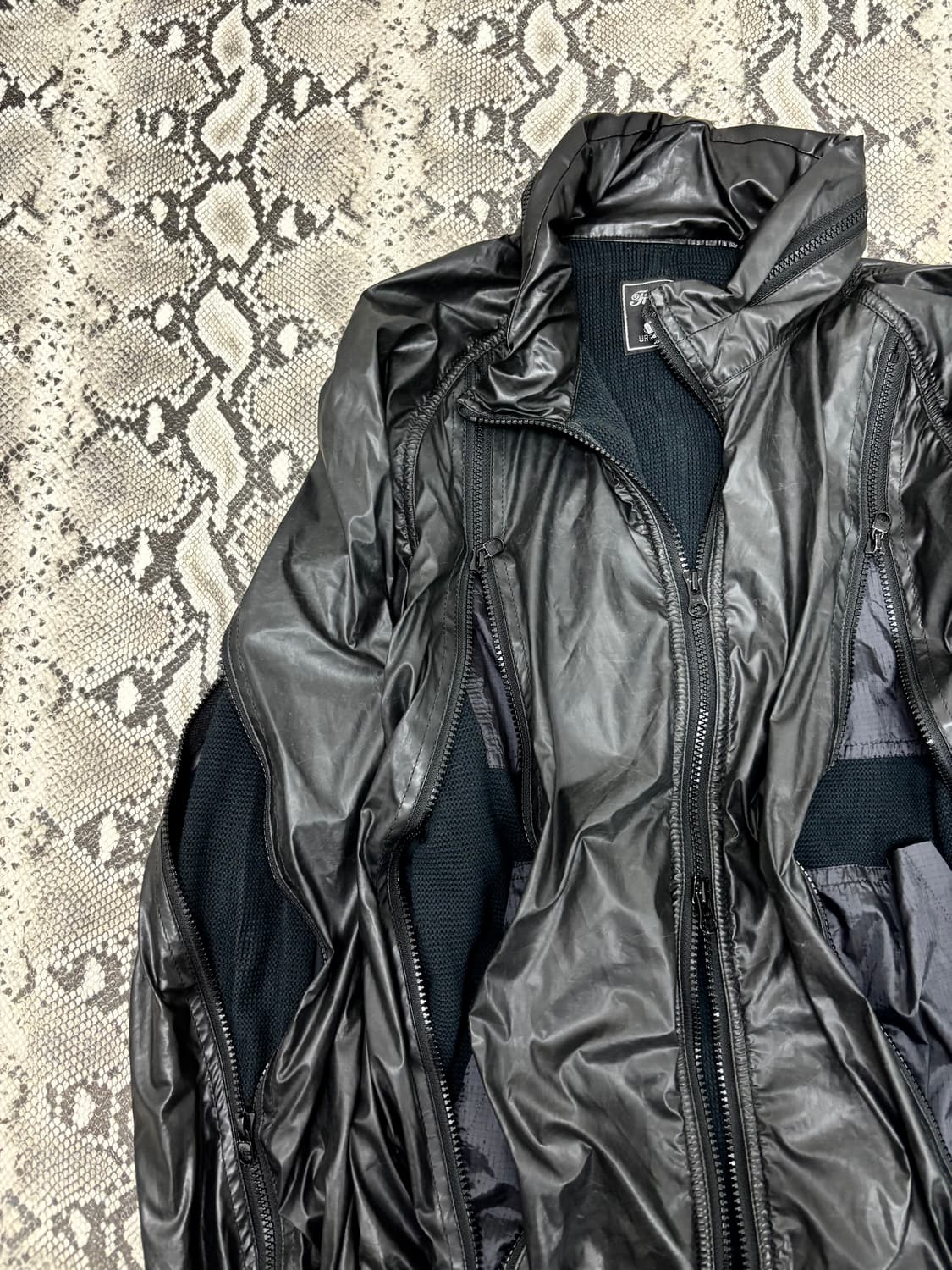 Rare Design Full Zipper Detail Black win 상품이미지4