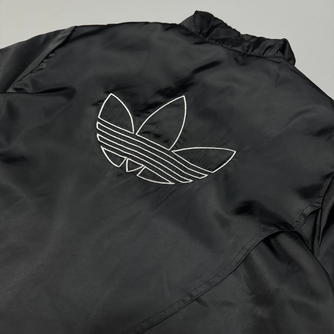 아디다스(adidas) 블랙컬러 파이어버드 자수로고 언발란스 트랙탑 자켓 상품이미지7