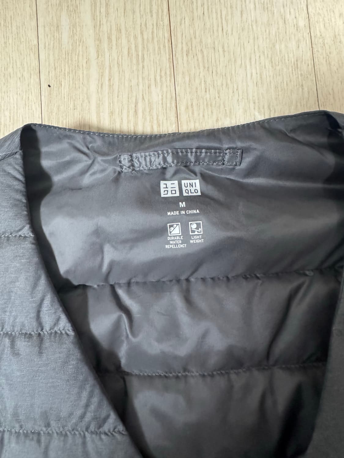 (M)유니클로 경량 패딩 조끼 상품이미지2