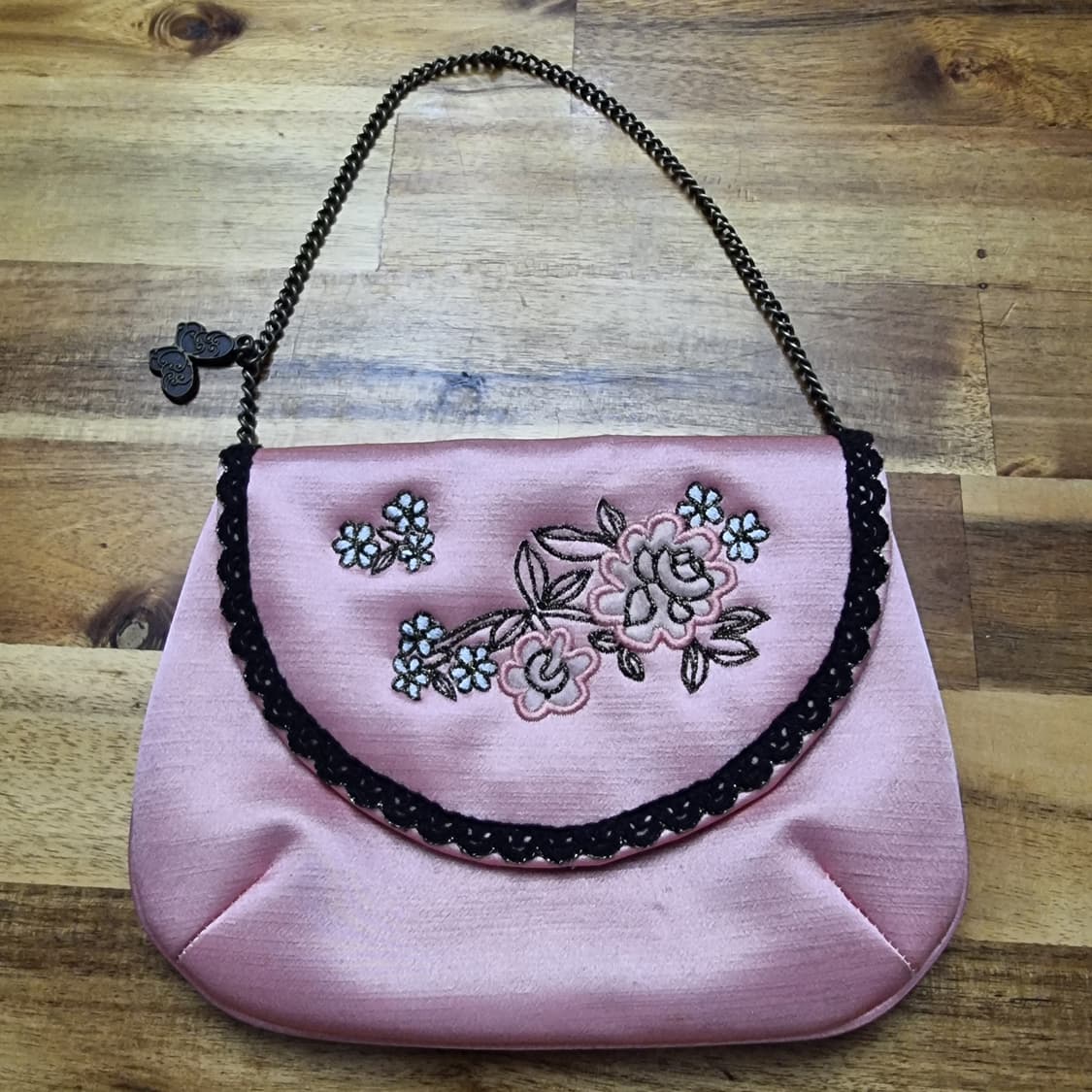ANNA SUI (안나수이) 플로럴 새틴 체인 미니백 상품이미지1