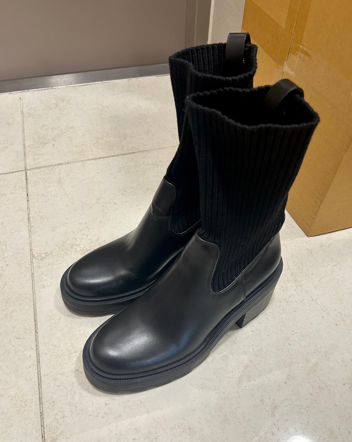 자라 리브드 삭스 트랙 앵클부츠  상품이미지3