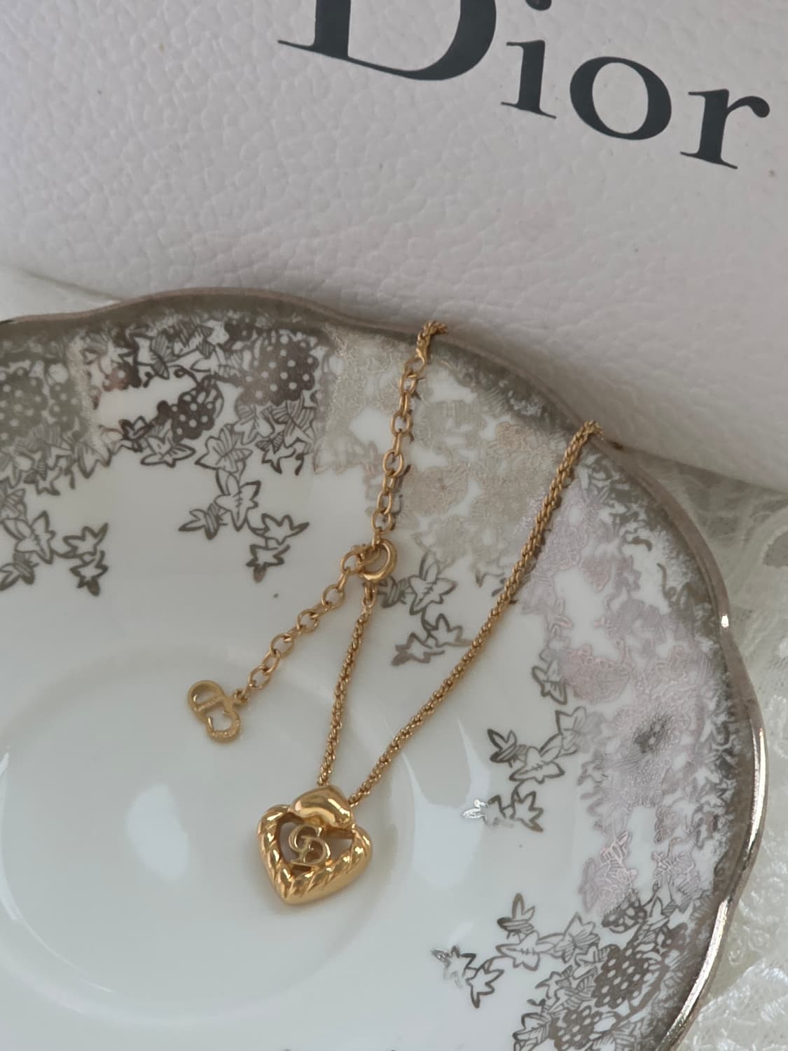 디올 금장 cd 오픈하트 목걸이 상품이미지6