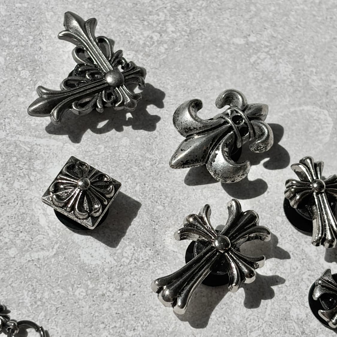 Oribell (7개 세트) 크롬 빈티지 크로스 버클 크록스 지비츠 상품이미지4