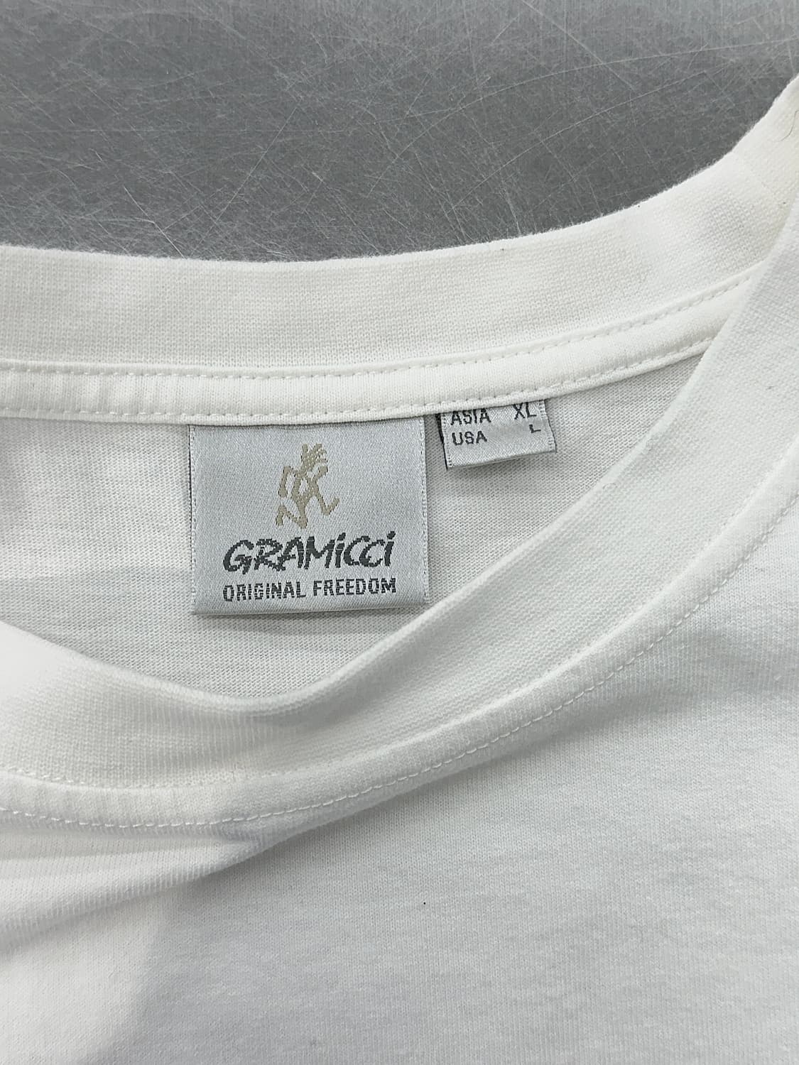 그라미치 화이트 플라워 루즈핏 하프 티셔츠 상품이미지7