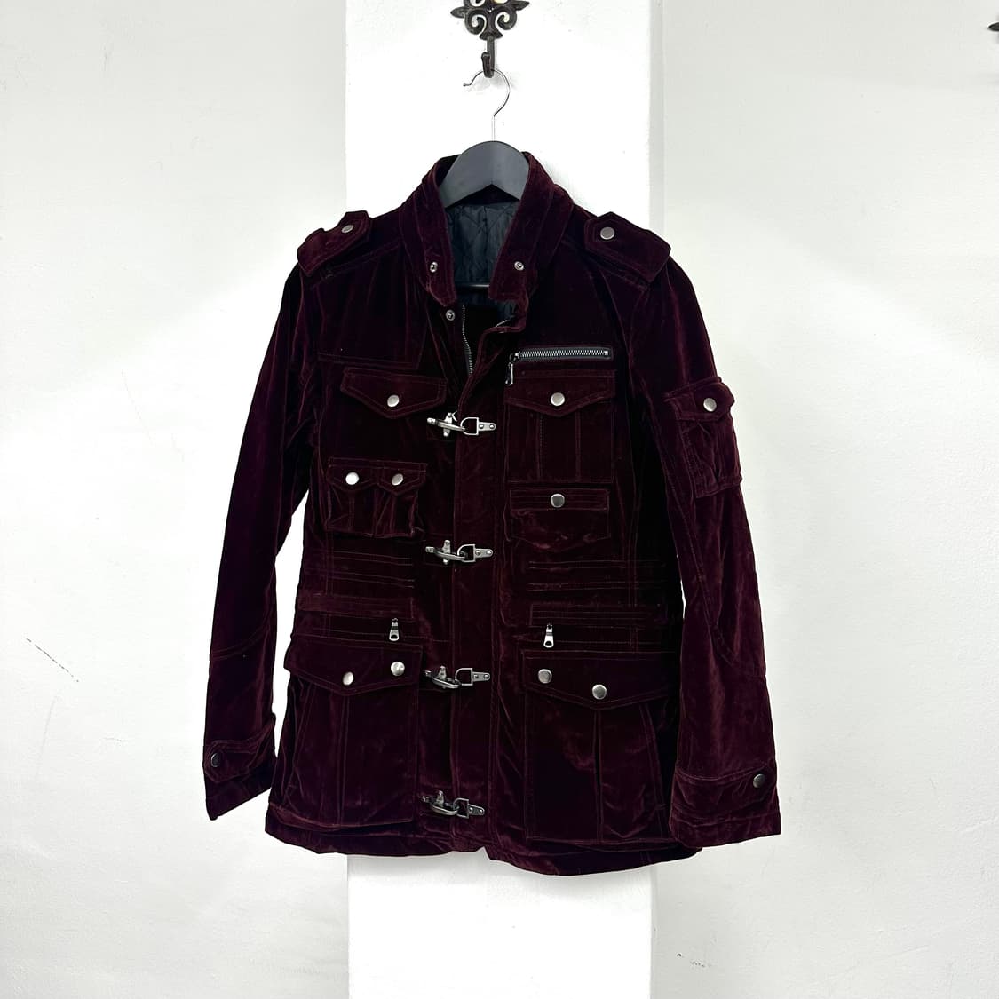 Semantic design burgundy velvet jacket 상품이미지2