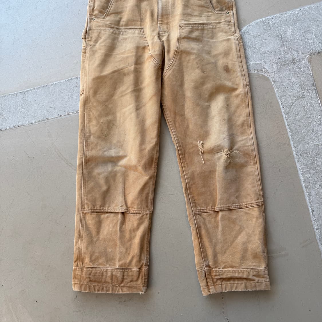 칼하트 덕 캔버스 더블니 오버롤 상품이미지3