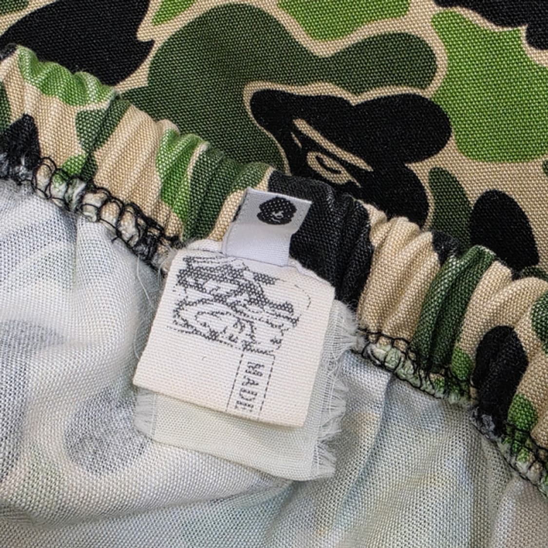 [A BATHING APE] 90s 베이프 카모패턴 숏팬츠! 상품이미지6