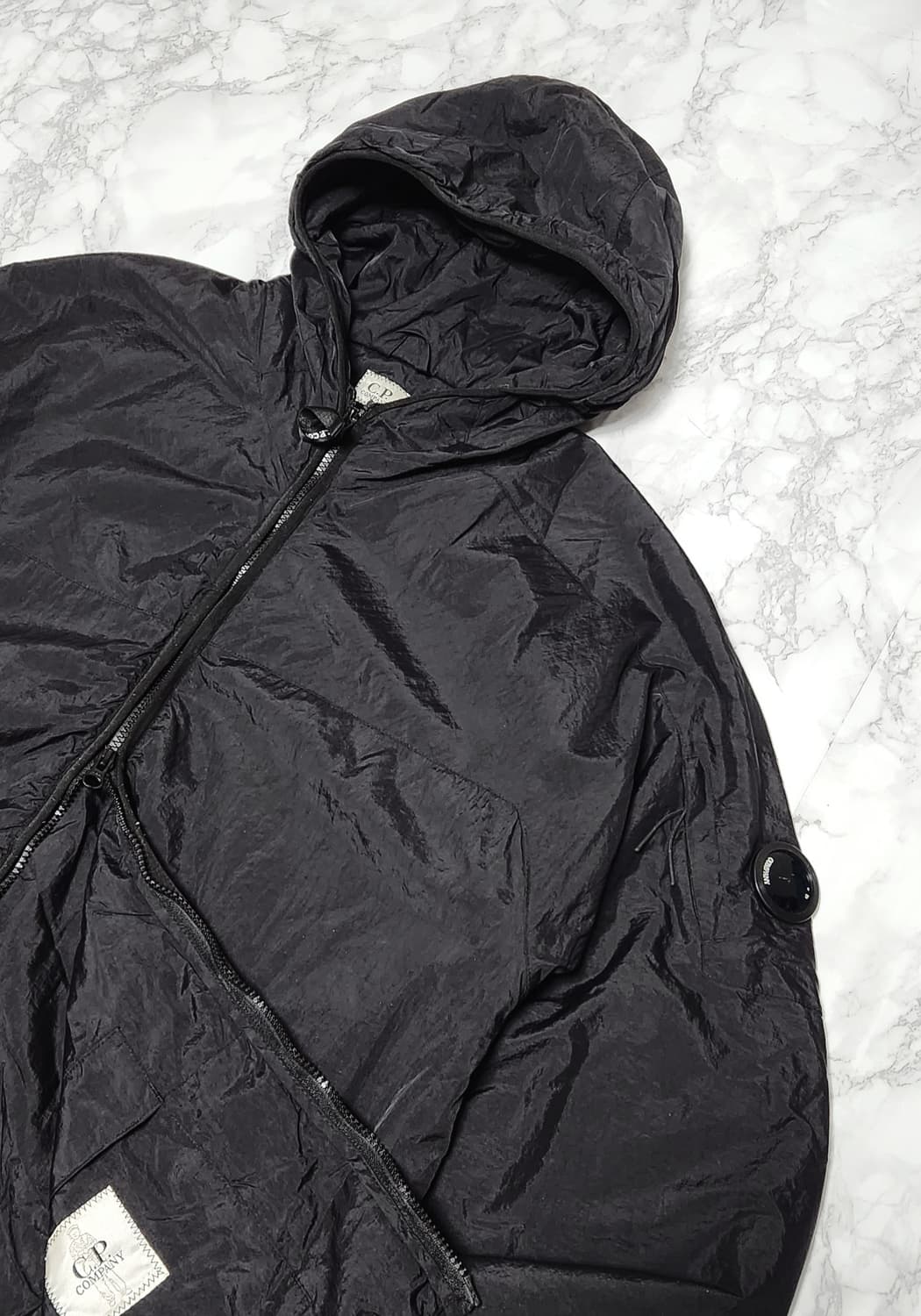 C.P. Company  플랫 나일론 바람막이 후드 자켓 두꺼움 상품이미지3