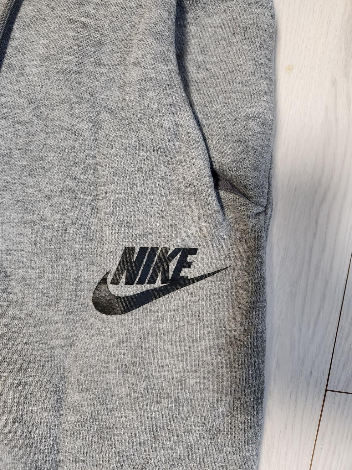 나이키 우먼스 랠리 스웨트 트레이닝 팬츠 사이즈xs

여러 중고사이트에도 상품이미지5