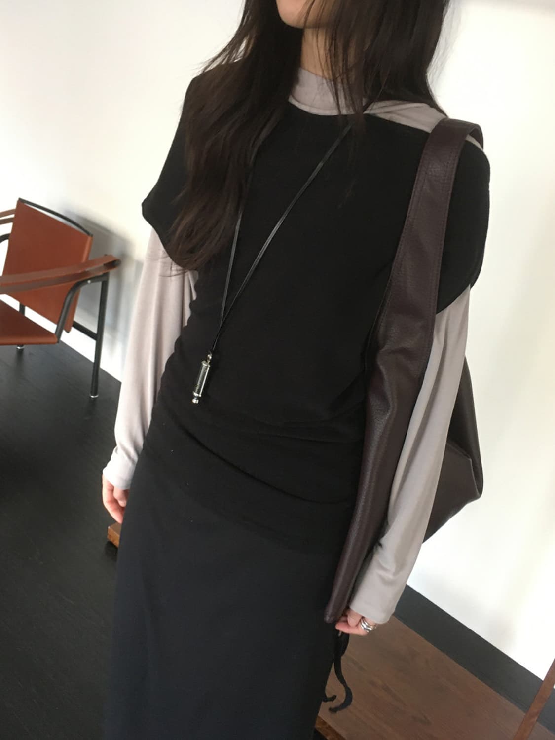 미엔느 mienne 사선 레이어드 니트 탑 상품이미지6