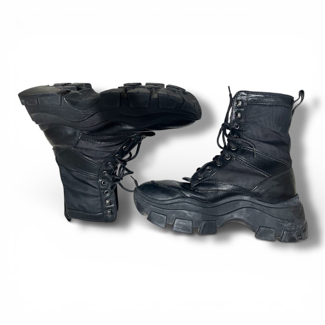 [285] 프라다 블랙 레더 청키 하이 앵클 부츠 상품이미지4