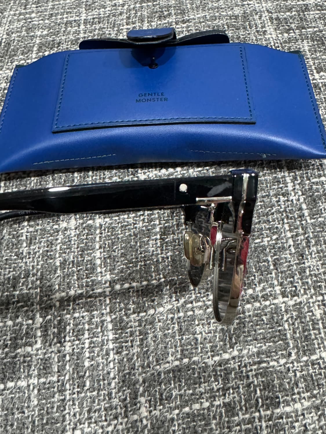 젠틀몬스터 틸다운 선글라스 정품 상품이미지3