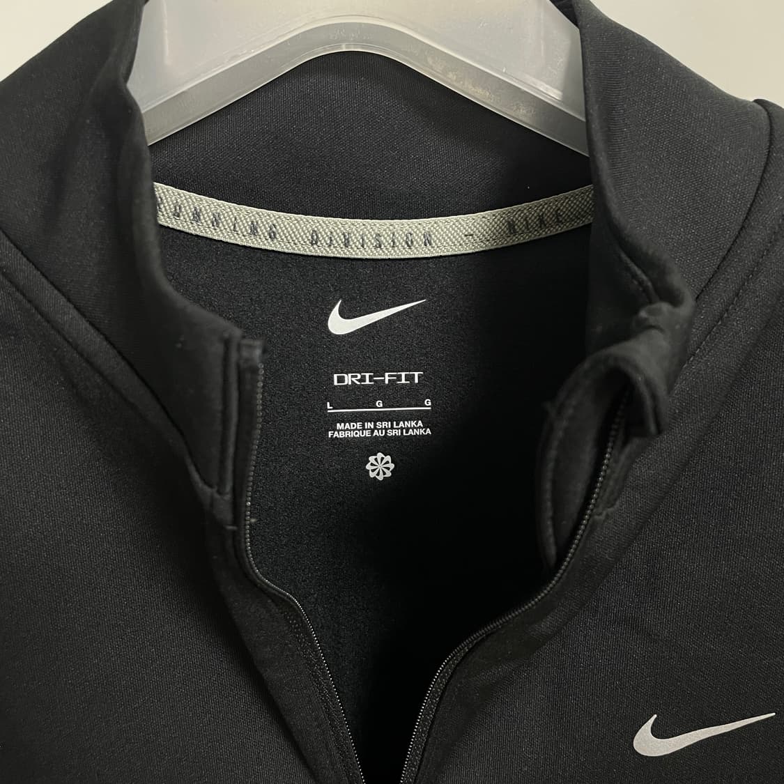 나이키 러닝 디비전 탑 L 상품이미지4