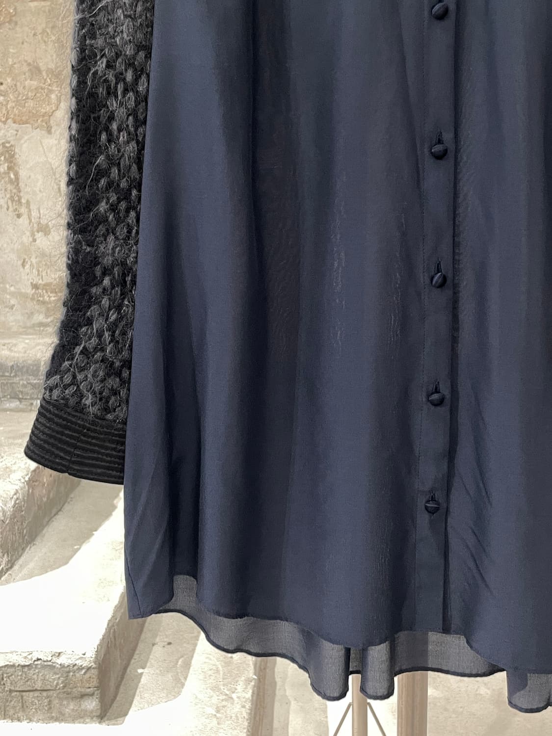 사카이 네이비 울 슬리브 실크 블라우스 상품이미지4