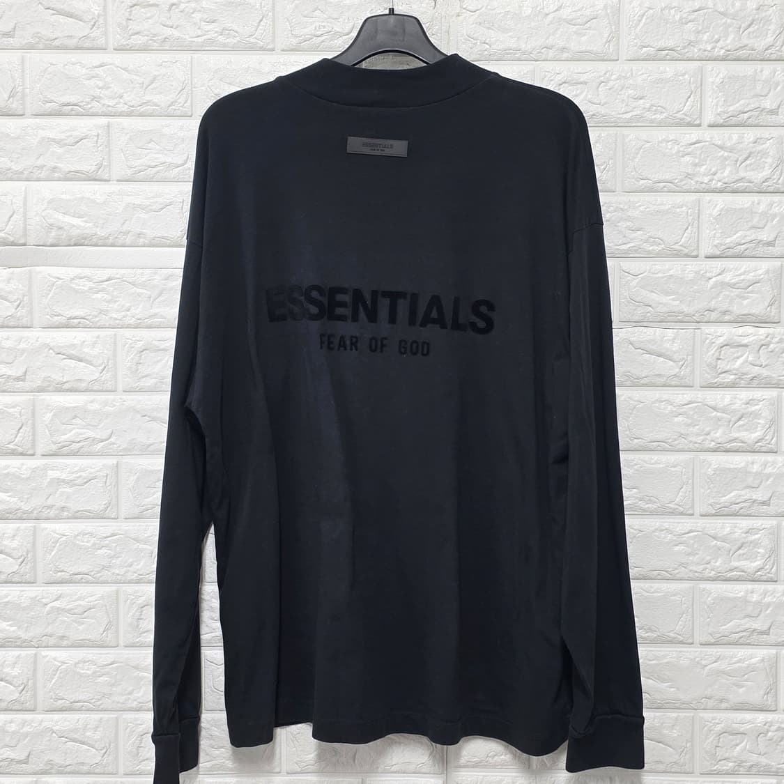 피어오브갓 에센셜 블랙 긴팔티 Free fcj 상품이미지4
