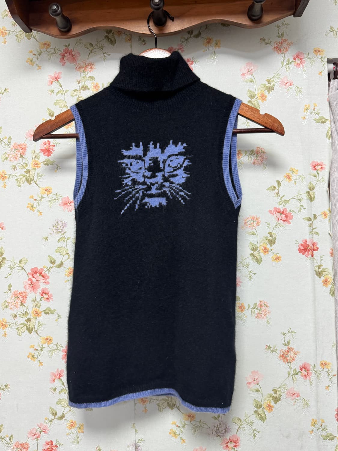 니트 슬리브리스 목폴라 상품이미지1