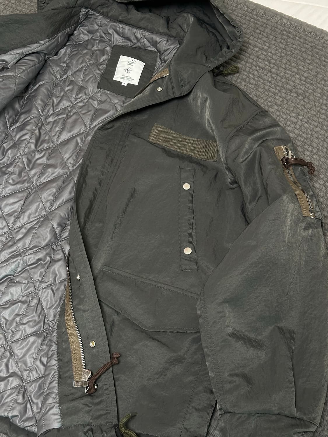 엔벨로프 모즈파카 올리브차콜 4 상품이미지4