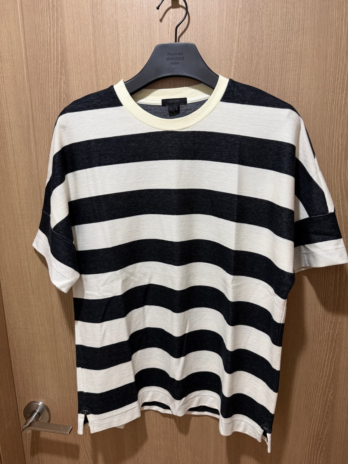 질스튜어트 뉴욕(JILLSTUART NEW YORK) 남성 반팔 상품이미지1