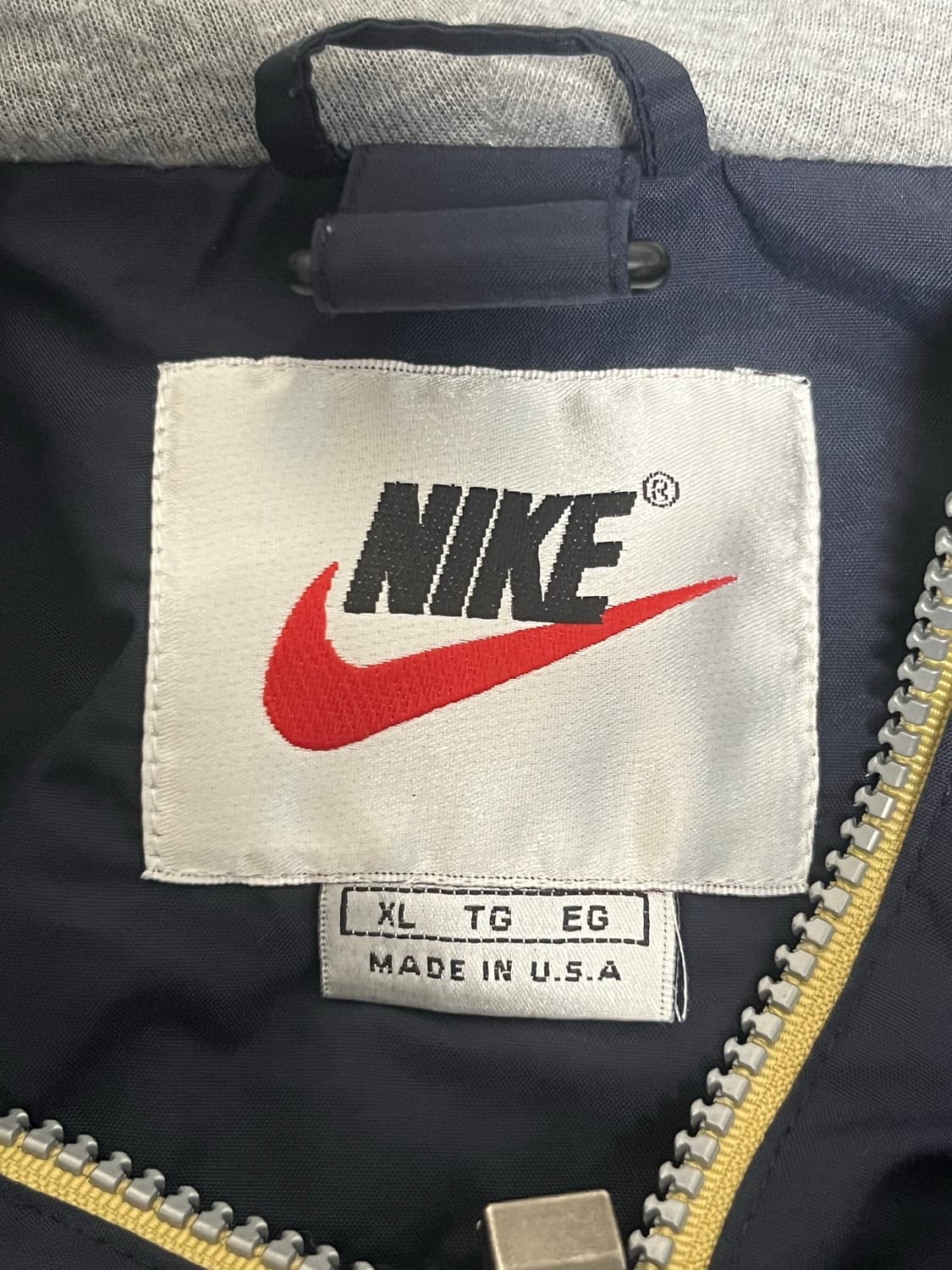 나이키 빈티지 바람막이 상품이미지3