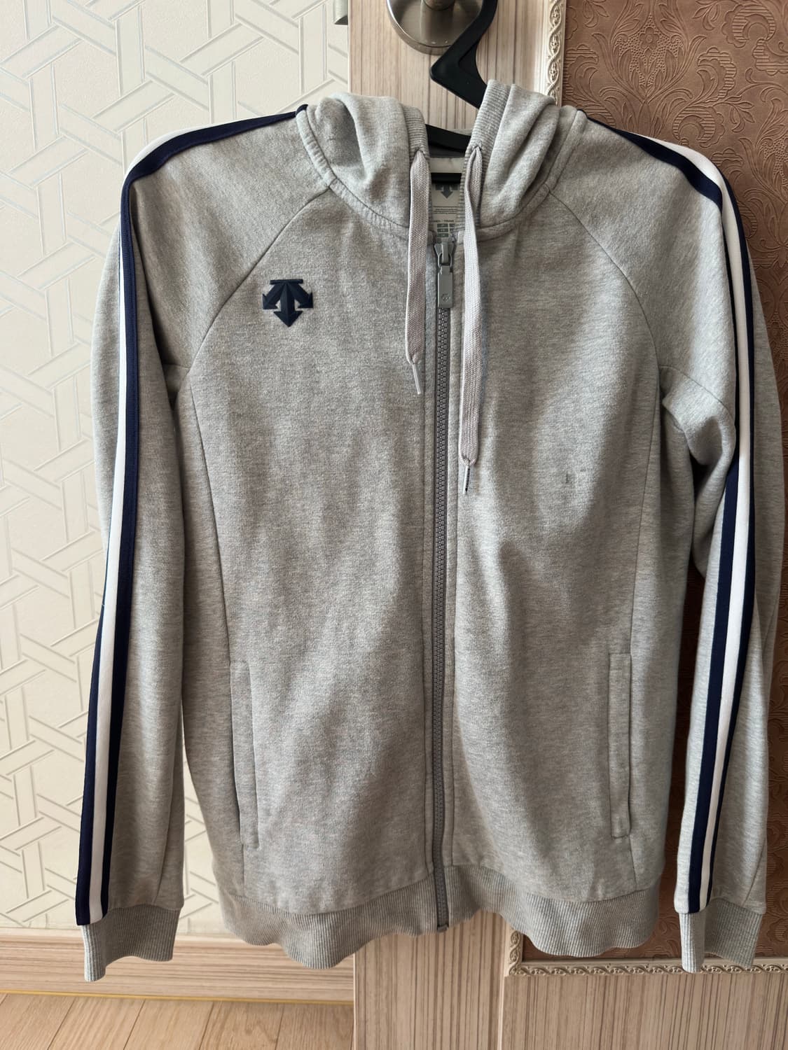 데상트 후드집업 여성s 상품이미지1