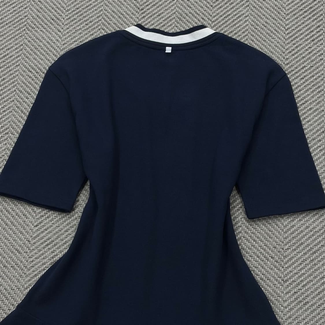 라코스테 브이넥 원피스 v2789 상품이미지4