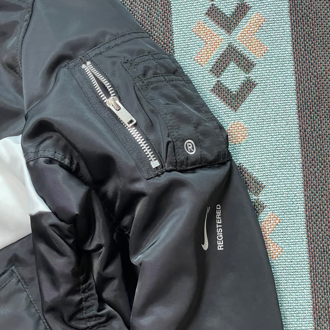 나이키 써마핏 봄버자켓 빅스우시 양면점퍼 스트릿 상품이미지4