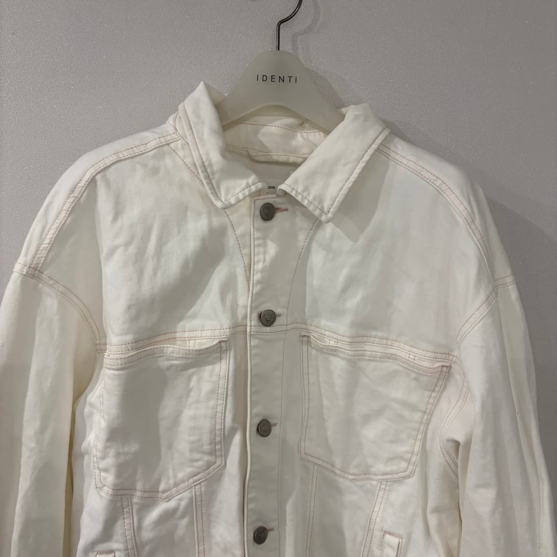 안다르 화이트 데님 자켓 상품이미지3